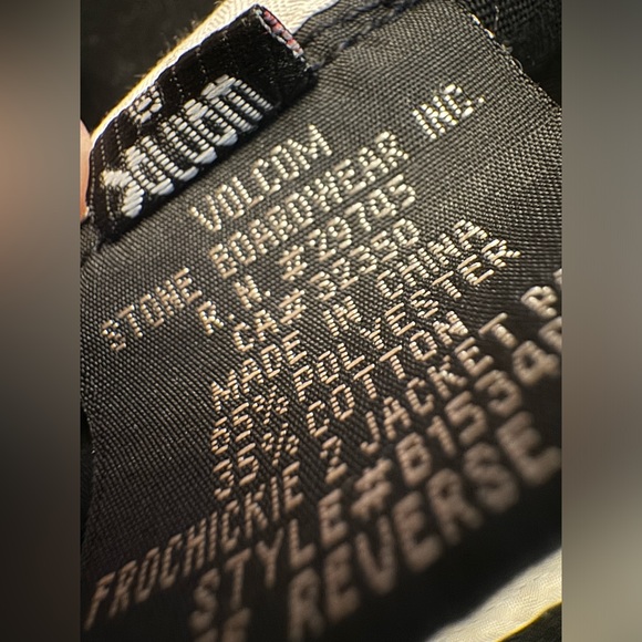 Volcom Pacsun Frochickie 2 Jacket black medium full zip. "Loving Phoebe" - Picture 7 of 9